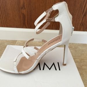 *NEW Simmi Dakota Perspex Strappy Heels